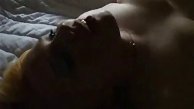 Zemdlała naga nastolatka wykorzystywana przez swojego współlokatora retube filmy erotyczne